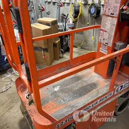 2019 JLG 1230ES Self-Propelled One-Person Lift