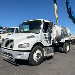 2020 Freightliner M2 106 WATER Water Truck