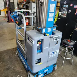 2019 Genie GR-20 Self-Propelled One-Person Lift