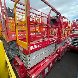 2018 MEC MICRO 19 Scissor Lift