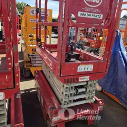 2018 MEC 1330SE Scissor Lift