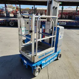 2018 Genie GR-20 Self-Propelled One-Person Lift