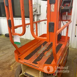 2020 JLG 1230ES Self-Propelled One-Person Lift