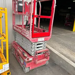 2019 MEC MICRO 19 Scissor Lift