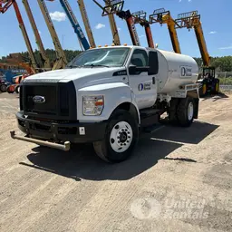 2019 Ford F-750 GAS Water Truck