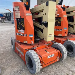 2018 JLG E300AJP Articulating Boom Lift